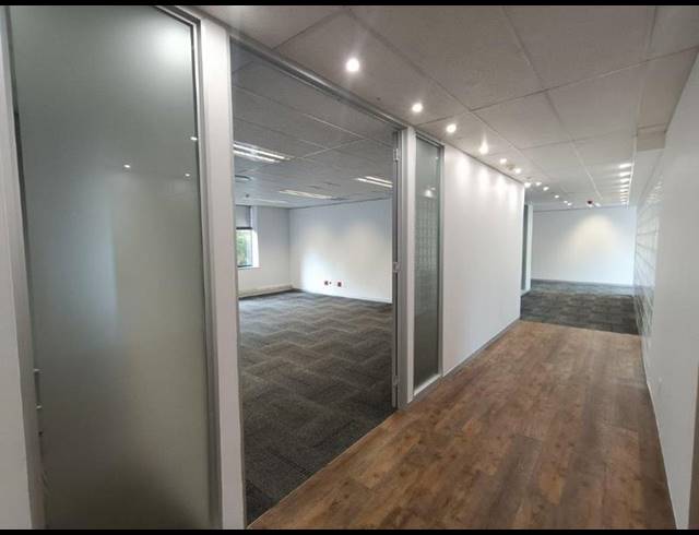 BUSINESS PROPERTY TO RENT IN WELTEVREDEN PARK